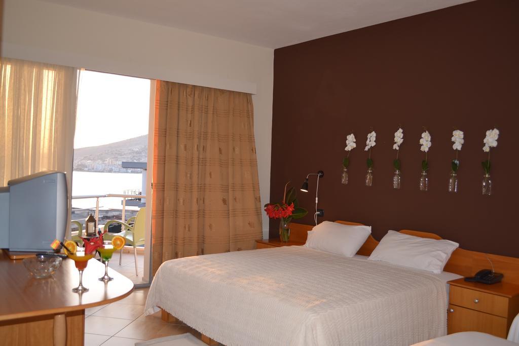Hotel Seaside Saranda מראה חיצוני תמונה